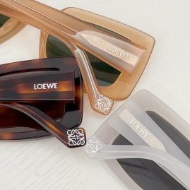 Picture of Loewe Sunglasses _SKUfw46787004fw